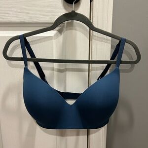 Victoria's Secret Lightly Lined Wireless T-Shirt Bra